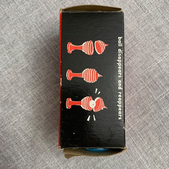 Vintage Royal Magic Ball Vase Trick - Picture 3 of 7
